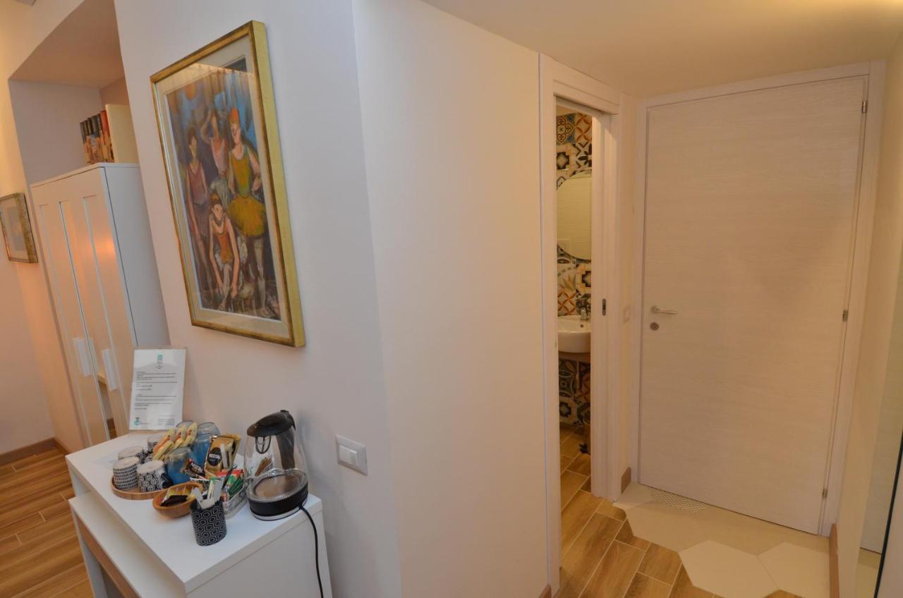 B&B Casazeni Naples Exterior photo